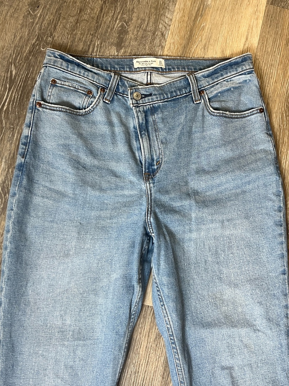 Abercrombie & Fitch The 90s slim straight ultra high rise 31/12 - Picture 3 of 7
